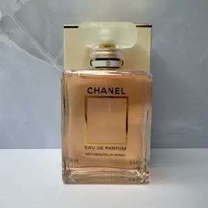 خرید عطر شنل کوکو مادمازل